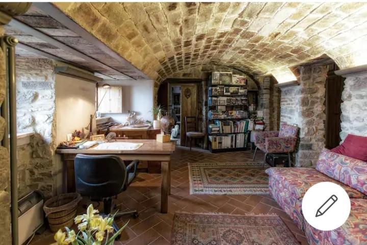 Appartement Elettra Flower à Montecatini Val di Cecina Extérieur photo